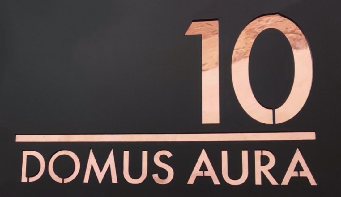 Domus Aura